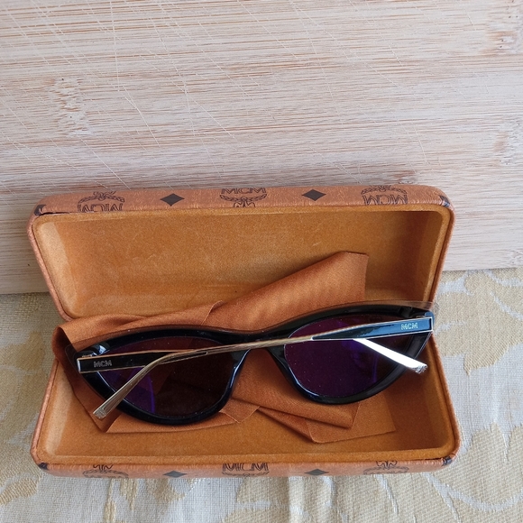 MCM authentic black cat eye sunglasses - Picture 10 of 13